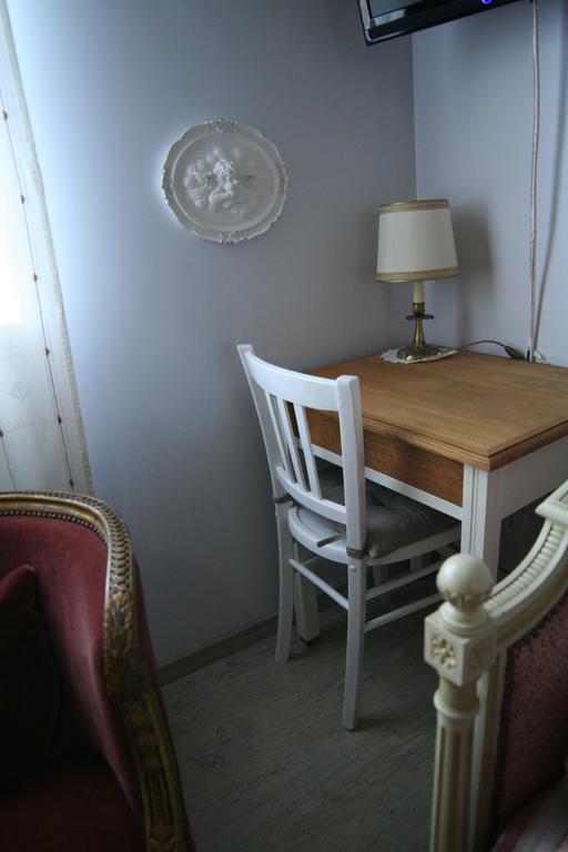 Chambre D'Hotes Du Domaine De La Haute Poignandiere Saint-Germain-de-la-Coudre Kamer foto